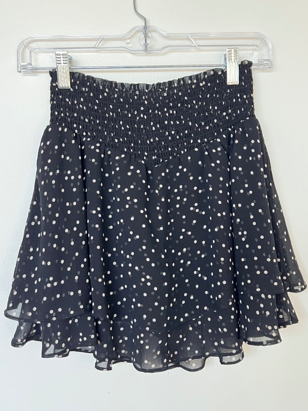 Urban Outfitters Smocked Layered Polka-dot Mini Skirt in Navy. Size: XS.
